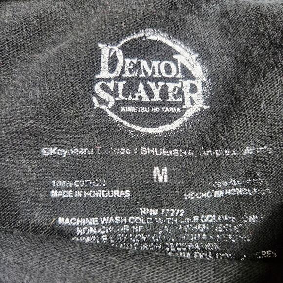 DEMON SLAYER ANIME SHIRT TANJIRO INOSUKE NEZUKO ZENITSU ANIME MANGA NETFLIX - Picture 4 of 4